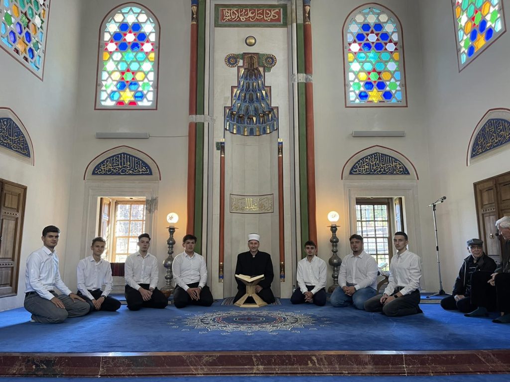 Hatma-dova profesoru Jusufu Ramiću u Ferhadiji