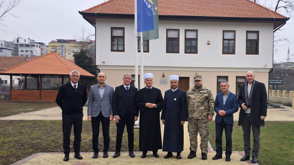 Delegacija Vojnog muftijstva posjetila je Medresu “Reis Ibrahim-ef. Maglajlić”